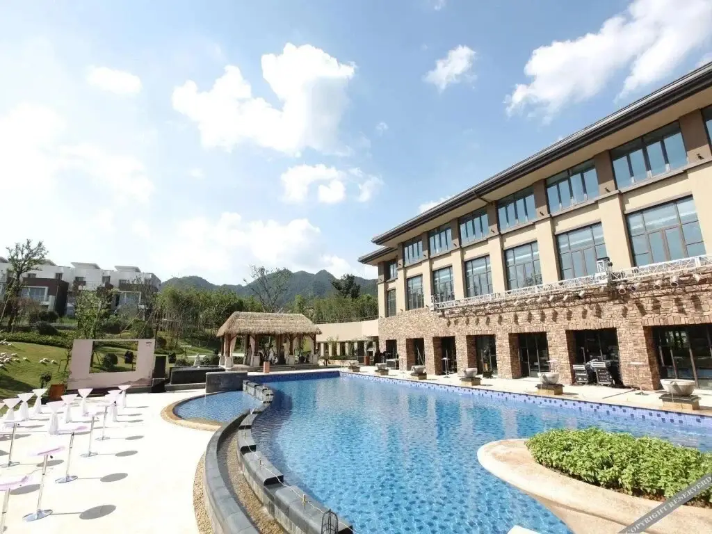 Ханчжоу: Hangzhou Fuyang Gongwang Boutique