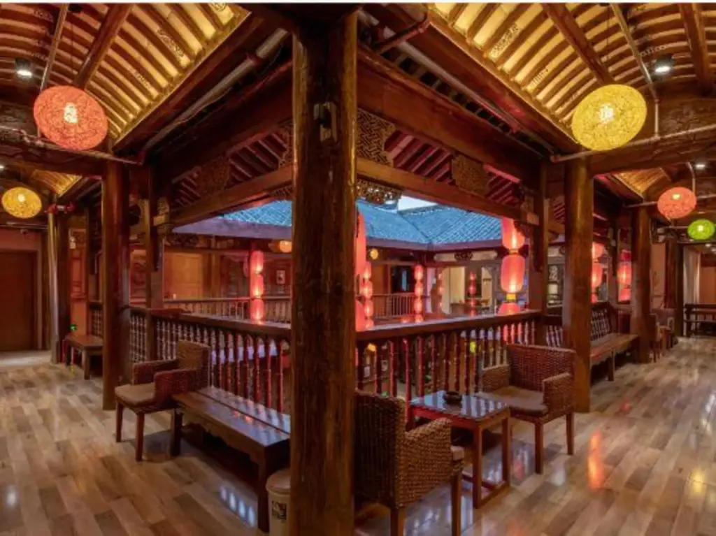 Лицзян: Jiuqi Fuxiang Inn (Lijiang Ancient City Dashuiche Branch)