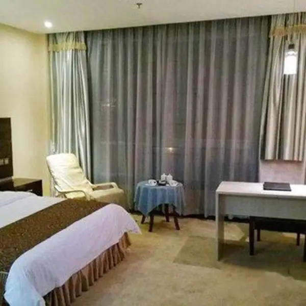 Nyingchi Zhongxing Garden Hotel — фото 1