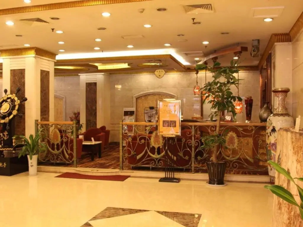 Циндао: Qingdao Sanfod Hotel