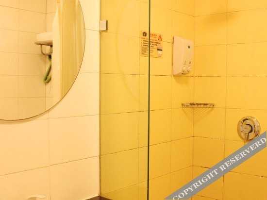 Вэйхай: Blue Sky Bihai Hotel (Weihai Huancuilou Park 12 Shuxiang Street)