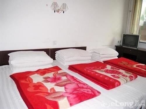 Longhua Hotel (Wutaishan Scenic Area) — фото 1
