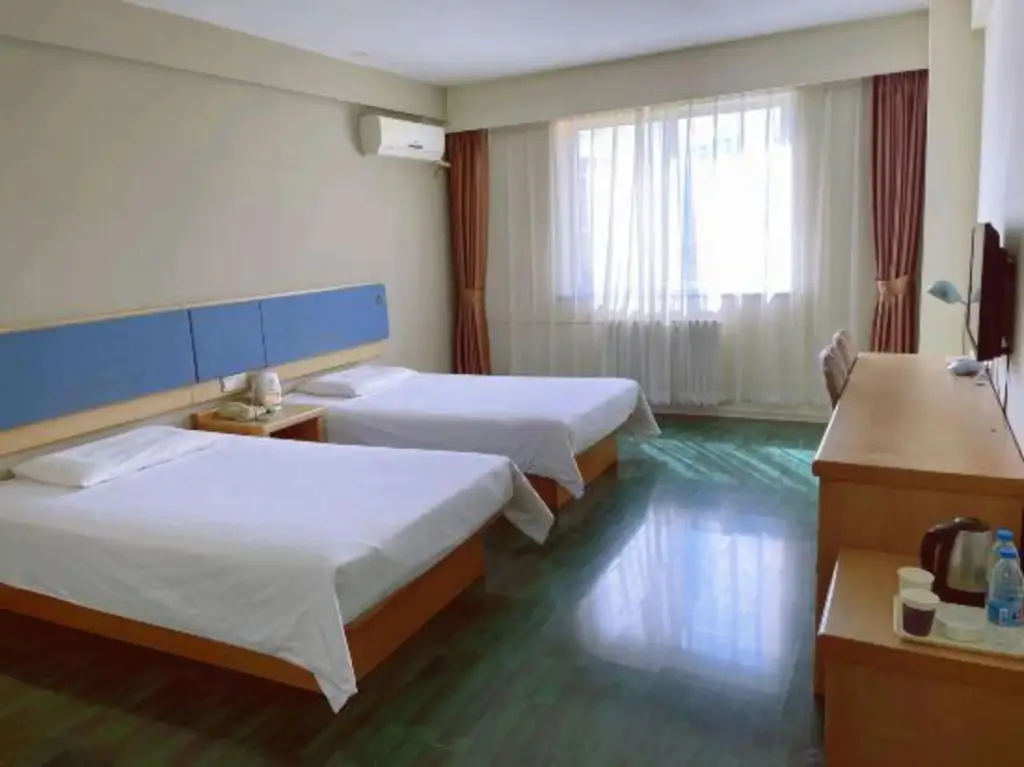 Сиань: Home Inn (Xi'an Hi-tech Zone Keji 2nd Road Xi`an University North Gate)