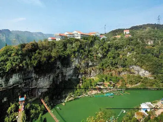 Ичан: Longquan Hotel