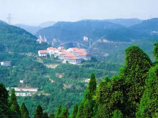 Longquan Hotel — фото 1