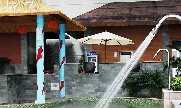 Линьи: Oriental Rihigh International Hot Spring Resort