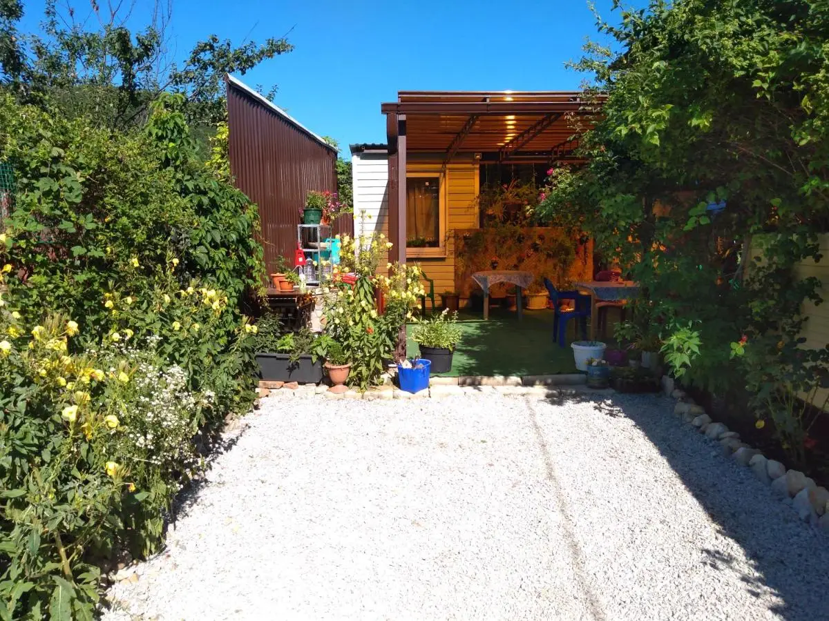 Архипо-Осиповка: Guest House Vishnevaya 28a