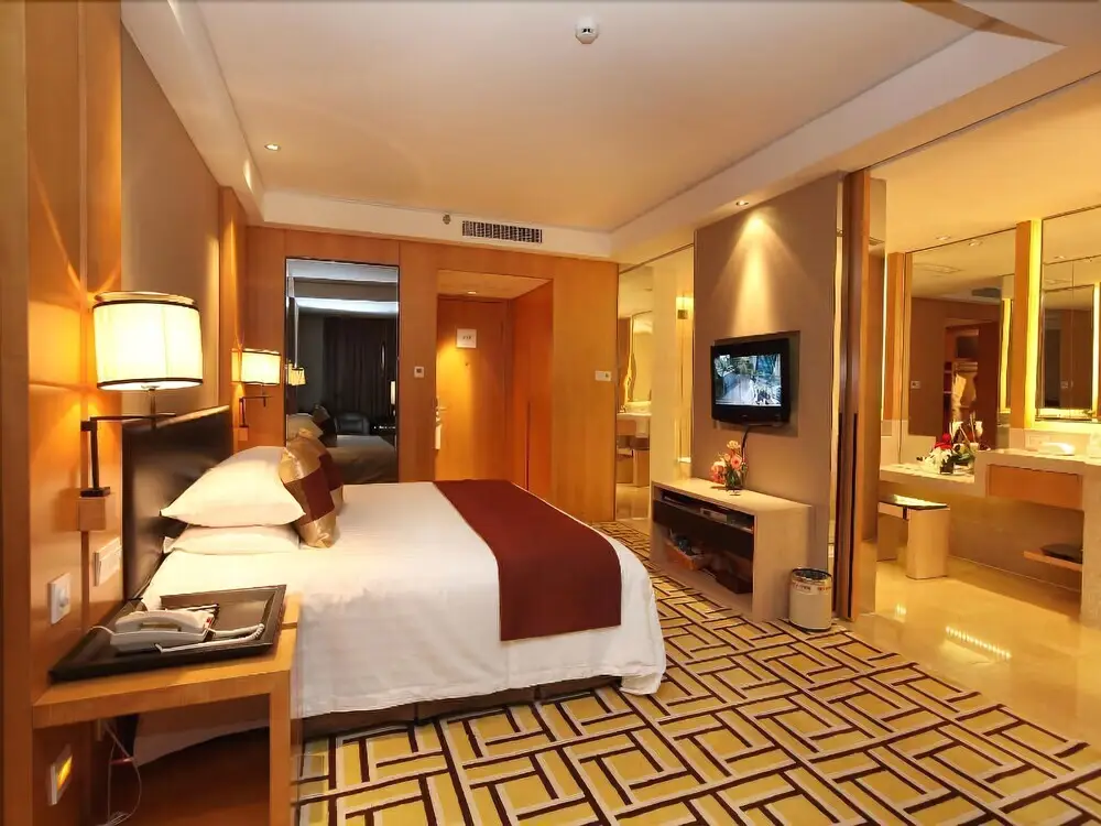 Цзиньхуа: New Century Hotel Pujiang