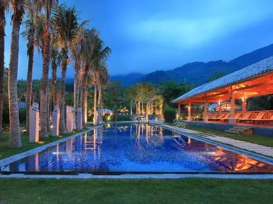 Баотин: Yushe Heting Wenquan Resort Hotel