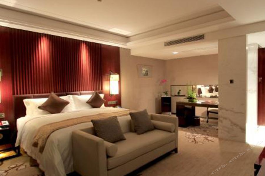 Чжанцзяган: Zhong Lian Yuehai International Hotel
