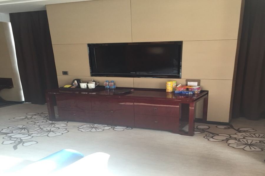 Чжанцзяган: Zhong Lian Yuehai International Hotel