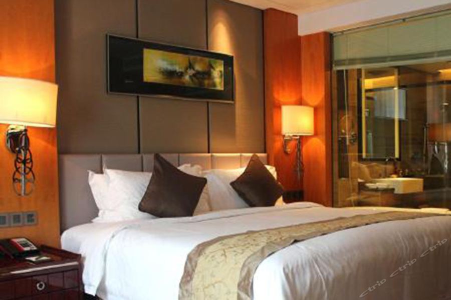 Чжанцзяган: Zhong Lian Yuehai International Hotel