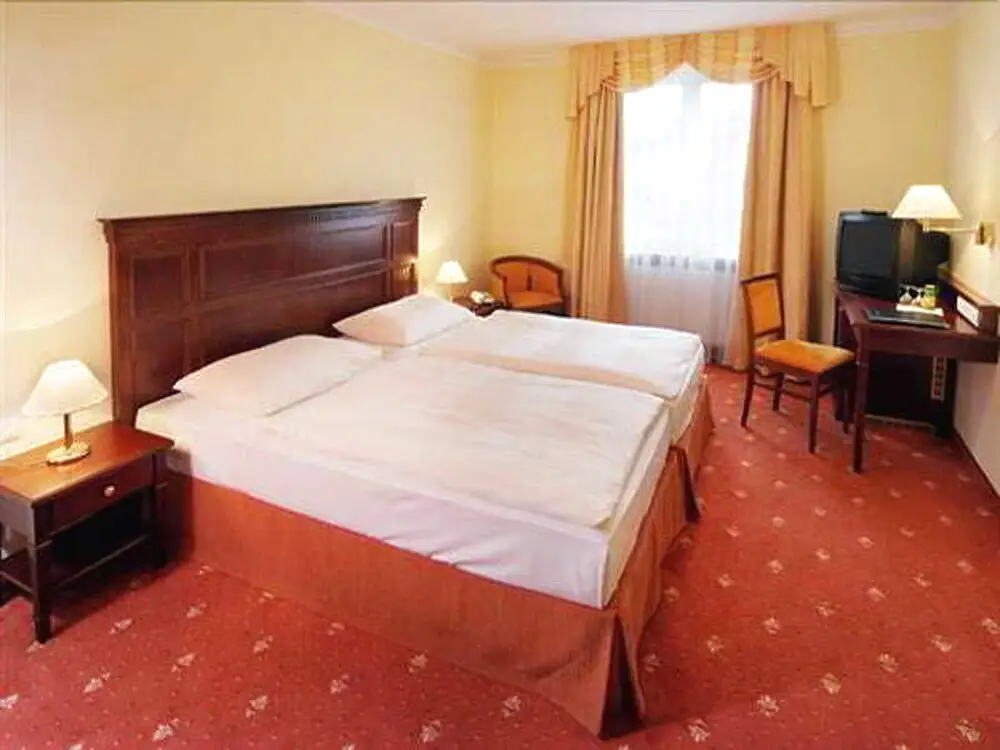 Шанхай: Vienna Hotel (Shanghai Hongqiao Airport Jiuxing)