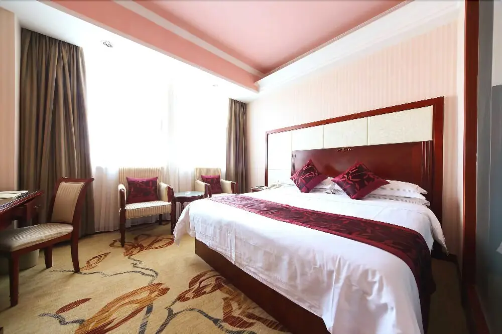 Шанхай: Vienna Hotel (Shanghai Hongqiao Airport Jiuxing)