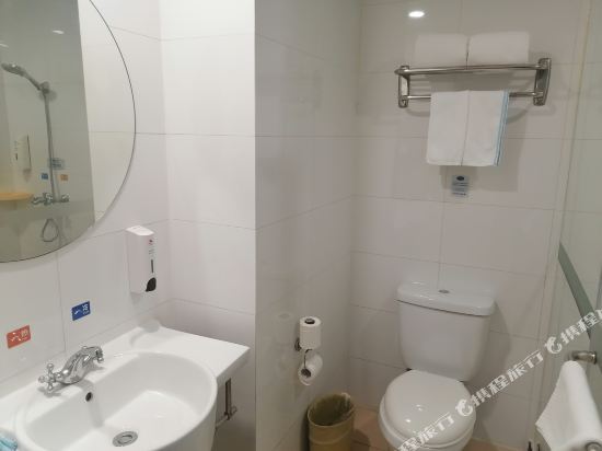 Яньчэн: HanTing Hotel (Yancheng Funing County Government Shanghai Road)
