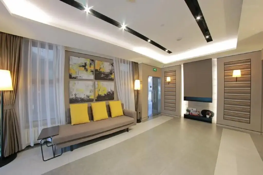 Пекин: Home Inn Plus (Beijing Agriculture Exhibition Center Changhong Bridge)