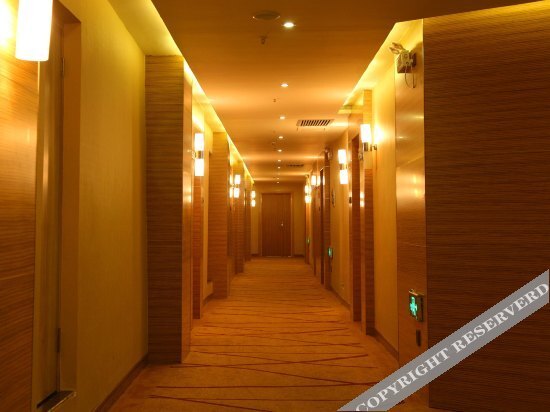 Баотоу: Baotou Yueran Business Hotel