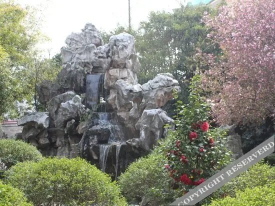 Woods Hotel Changshu — фото 1