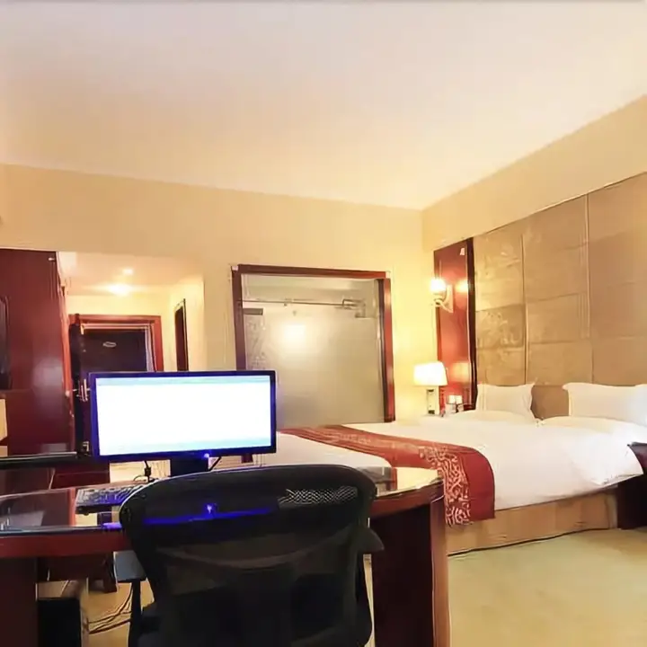 Чэнду: Tian Fu Hotel (Chengdu Wenshuyuan Longhu Tianjie Branch)