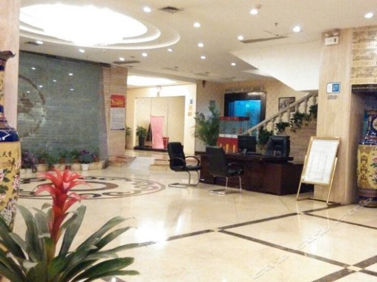 Guihouyuan Business Hotel — фото 1