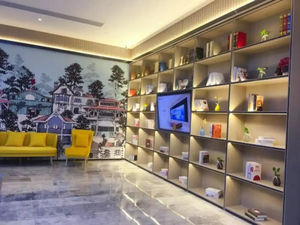 Фучжоу: Wangfu Hotel (Fuzhou Donghua University of Technology)