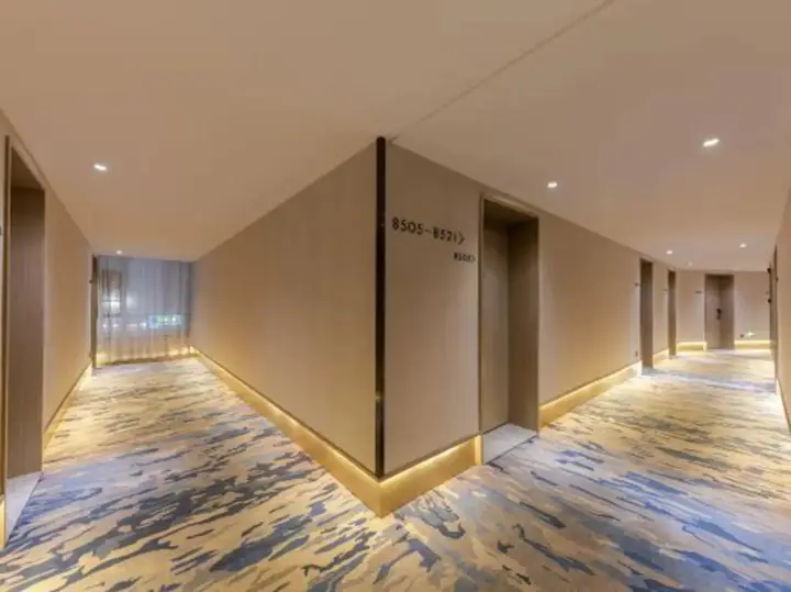 Фучжоу: Wangfu Hotel (Fuzhou Donghua University of Technology)