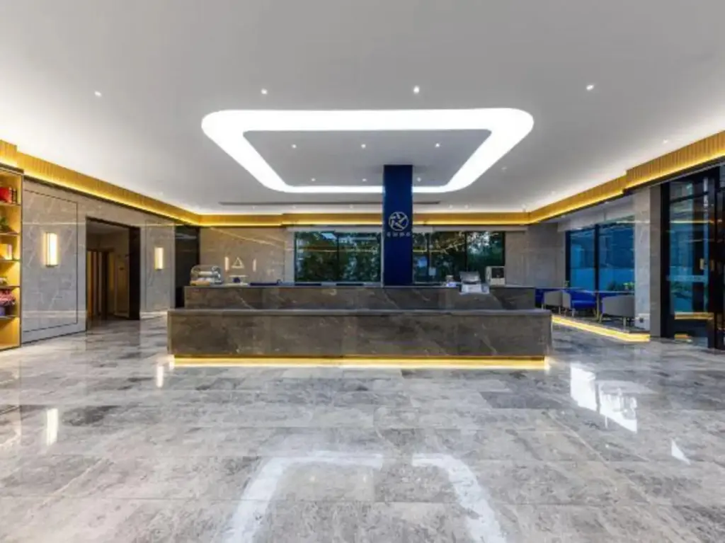 Фучжоу: Wangfu Hotel (Fuzhou Donghua University of Technology)