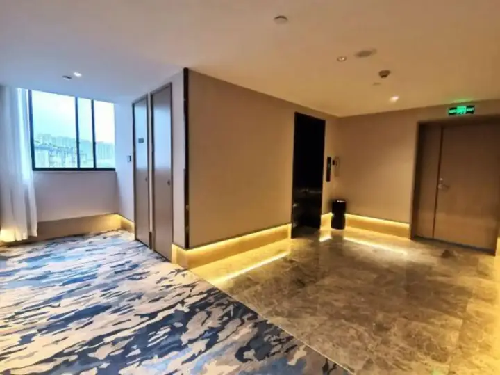 Фучжоу: Wangfu Hotel (Fuzhou Donghua University of Technology)