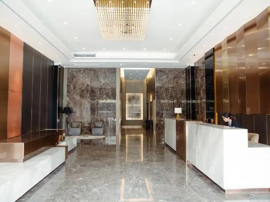 Фошань: Zhongying Hotel (Foshanxi Railway Station Luocun Subway Station)