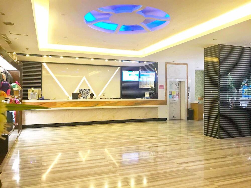 文星连锁酒店广州学院站店 — фото 1