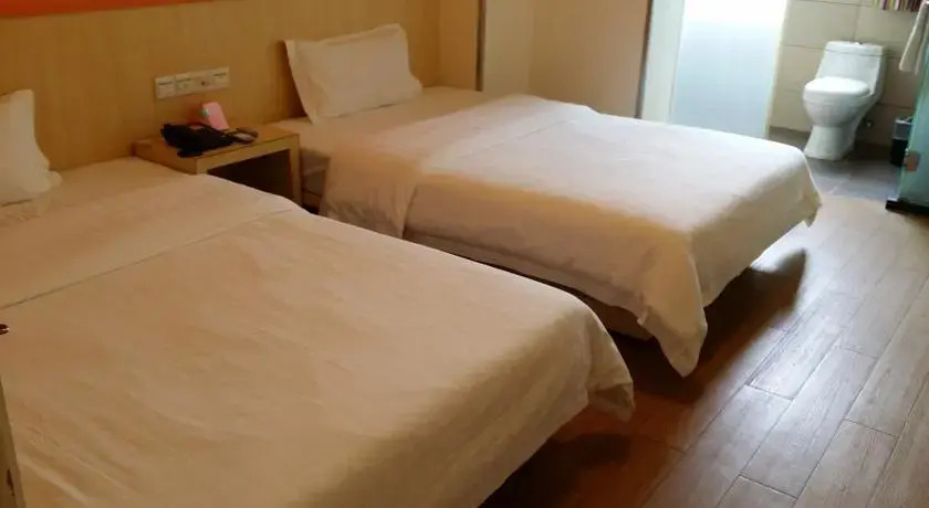 Гуанчжоу: 7Days Inn Hotel (Guangzhou Zoo Huanghuagang Subway Station)