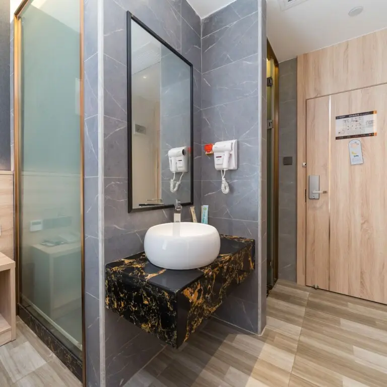 Гуанчжоу: Wenxing Hotel(Guangzhou Ouzhuang Metro Station Zhongshan Ophthalmologist)