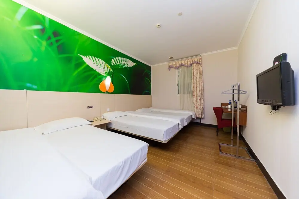 Гуанчжоу: Wenxing Hotel(Guangzhou Ouzhuang Metro Station Zhongshan Ophthalmologist)