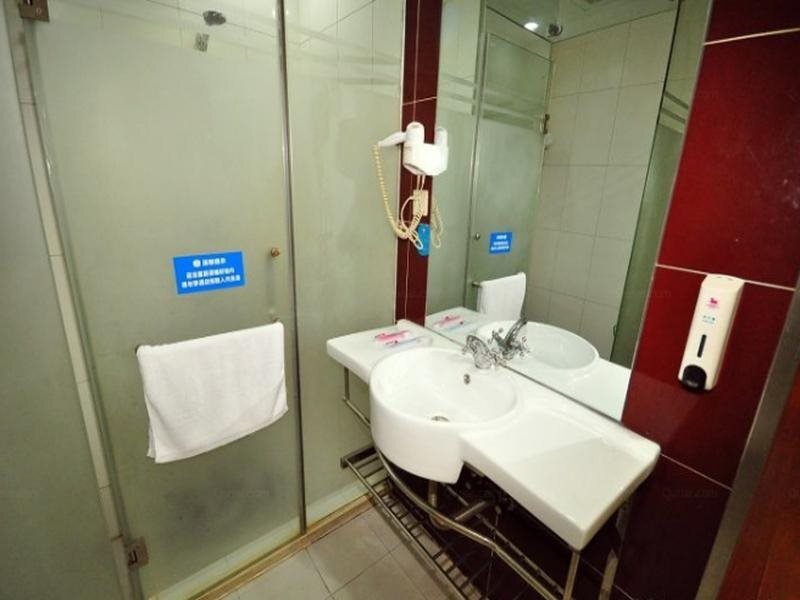 Ханчжоу: Huandao Hotel (Wulinmen Subway Station, West Lake, Hangzhou)