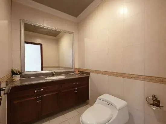 Гуйян: Guizhou Fengrun Karst Hotel (Jiaxiu Tower Qingyun Market Store)