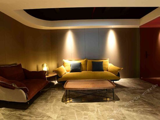 Джинченг: Beautiful Sight Hotel (Xinshi East Street)