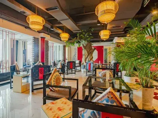 Лешан: Jinye Hotel (zhanggongqiao Food Street)