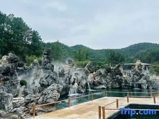 Нинбо: voco NINGBO DONGQIAN LAKE by IHG
