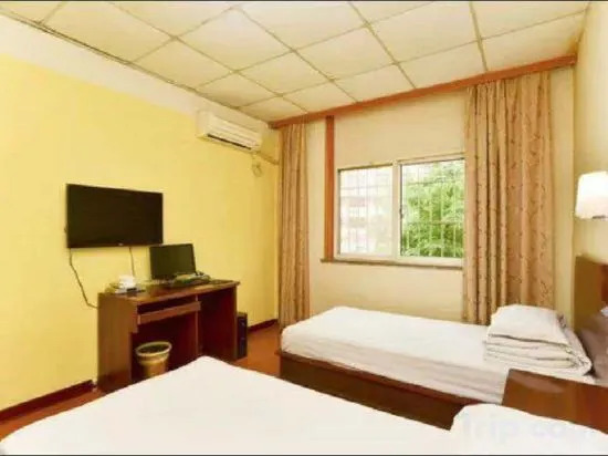 Циндао: Yuhang Hotel - Qingdao
