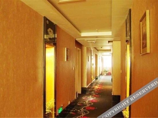 Panzhihua Xinshichuang Sunshine Hotel — фото 1
