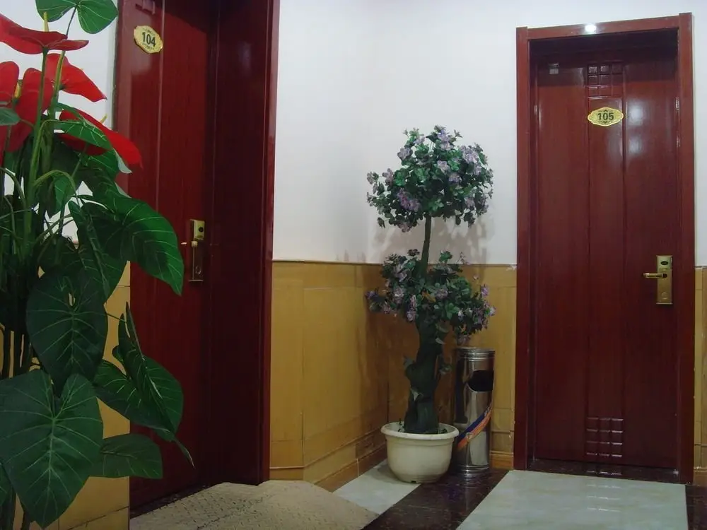 Qufu Garden Hotel — фото 1