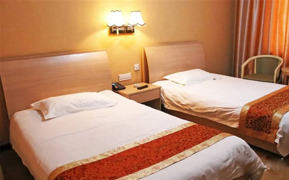Цицикар: Yuanheng Business Hotel