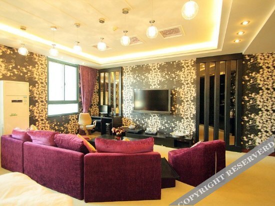 Шанхай: Denghou Light Luxury Hotel (Shanghai Wujiaochang Fudan University)