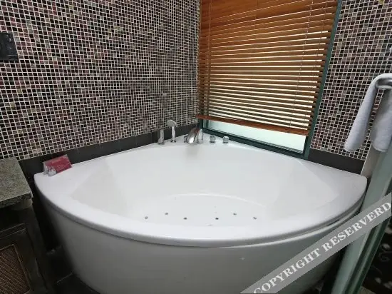 Шанхай: Denghou Light Luxury Hotel (Shanghai Wujiaochang Fudan University)