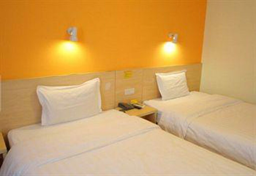 Шанхай: Vienna Hotel Yishan Road Station Branch