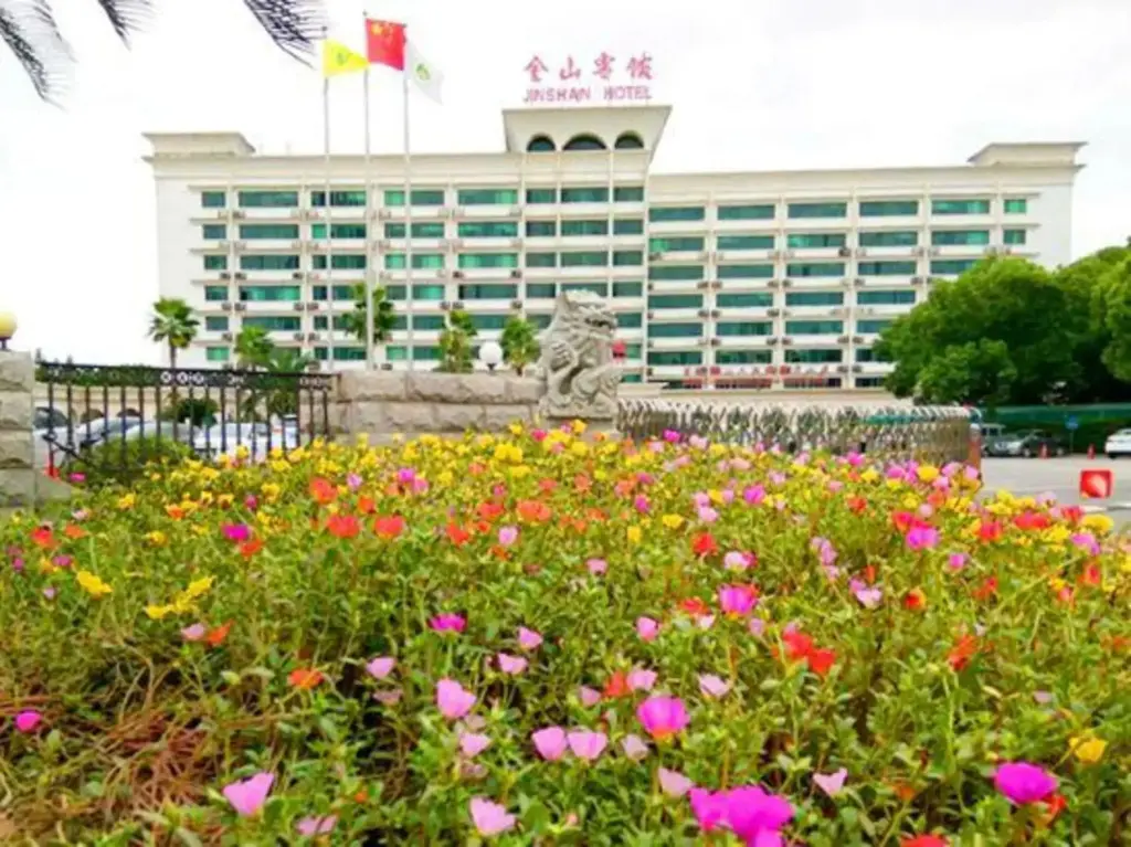 Шанхай: Jinjiang Metropolo Jinshanzui Village