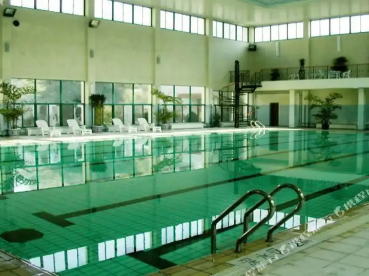 Шанхай: Jinjiang Metropolo Jinshanzui Village