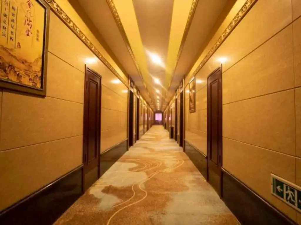Шанцю: Xiangyu Hotel (Shangqiu Municipal Government High-speed Railway Station)