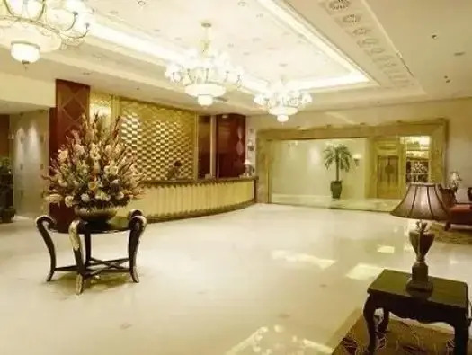 Шанхай: New Chalon Hotel