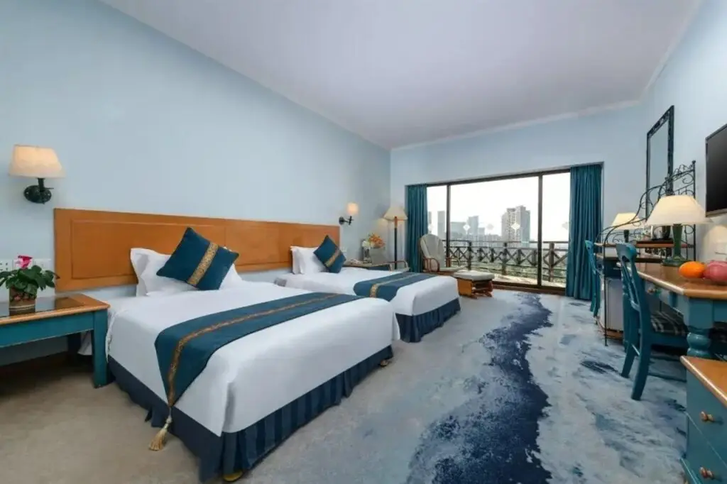 Шэньчжэнь: Shenzhen Evergreen Resort Hotel